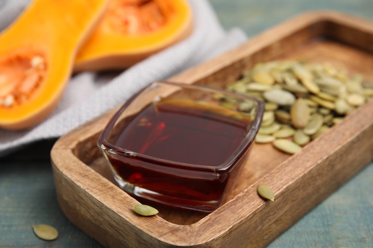 Pumpkin seed oil and health: composition, effects and use in cooking and beauty